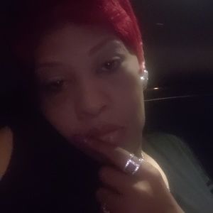 Meet your Posher, Toya